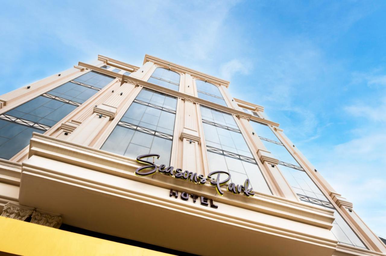 Seasons Park- Mawasim Al Hay At Hotel Jeddah Exterior photo