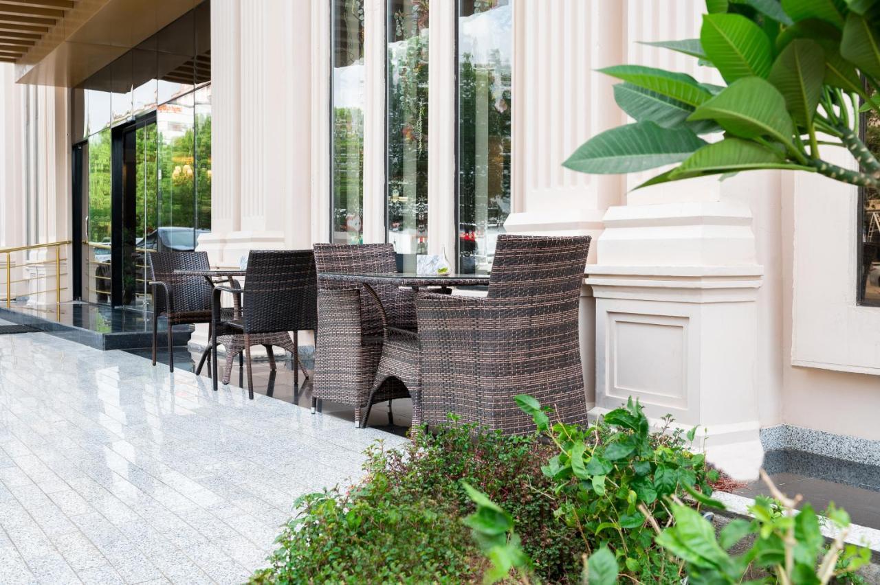Seasons Park- Mawasim Al Hay At Hotel Jeddah Exterior photo